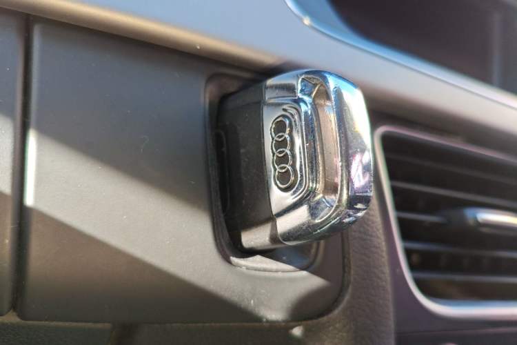 Used Audi A4L 2015 35 TFSI Automatic Standard Model
