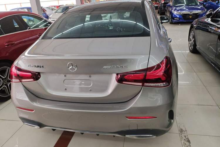 Used Mercedes-Benz A-Class 2021 A 200 L Sport Sedan Fashion Model
