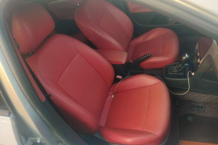 Used Volkswagen Lavida 2013 Revised Classic 1.6L Automatic Fashion Edition
