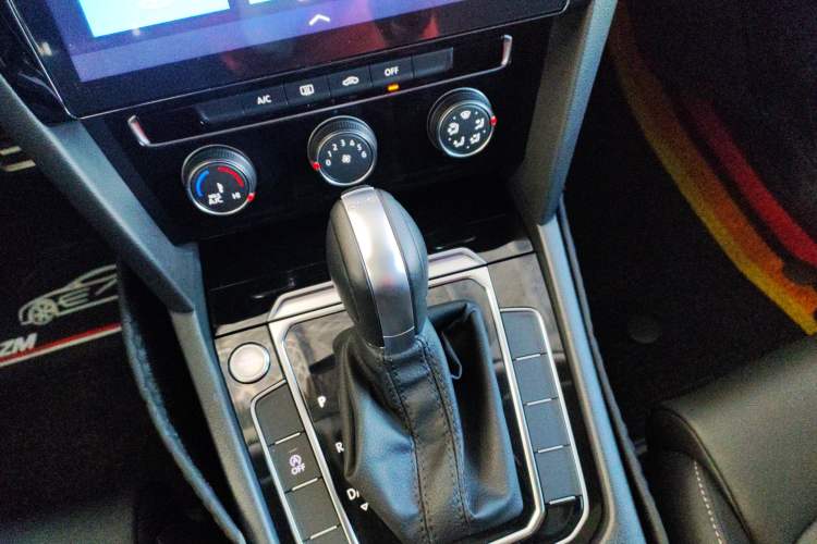 Used Volkswagen Magotan 2025 Zhongxiang Version 280TSI DSG Comfort Edition
