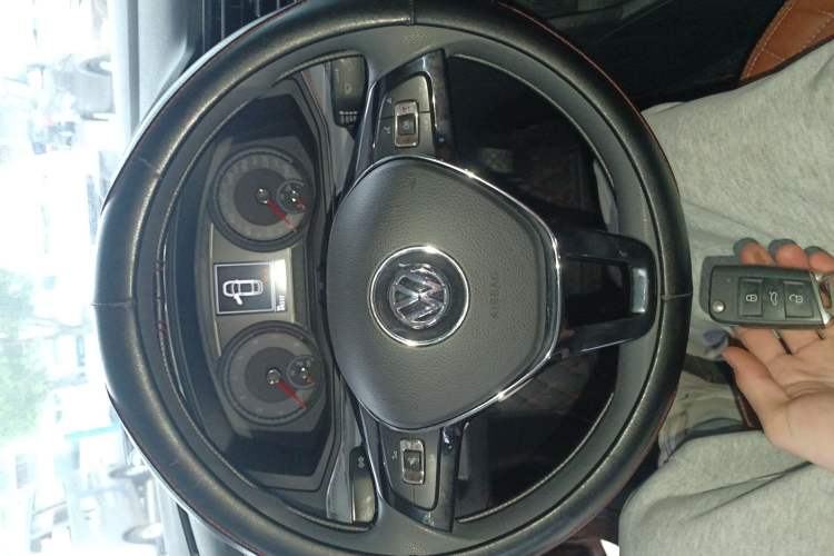 Used Volkswagen Lamando 2019 230TSI DSG Fashion Edition China V Standard