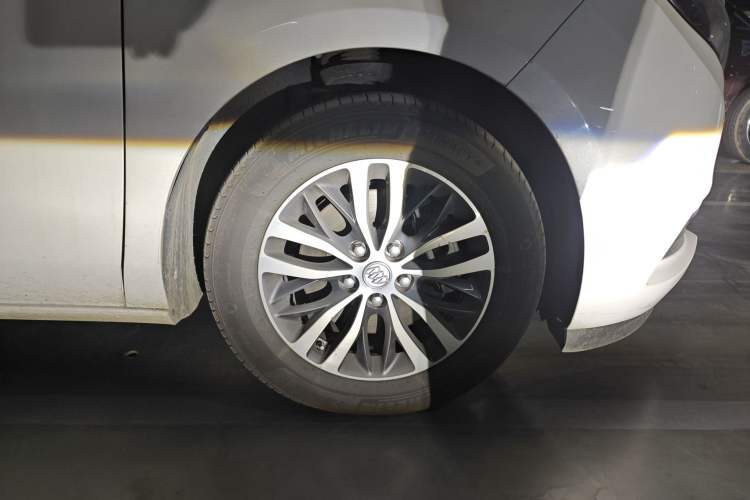 Used Buick GL8 2018 ES 28T Luxury Model China VI Standard
