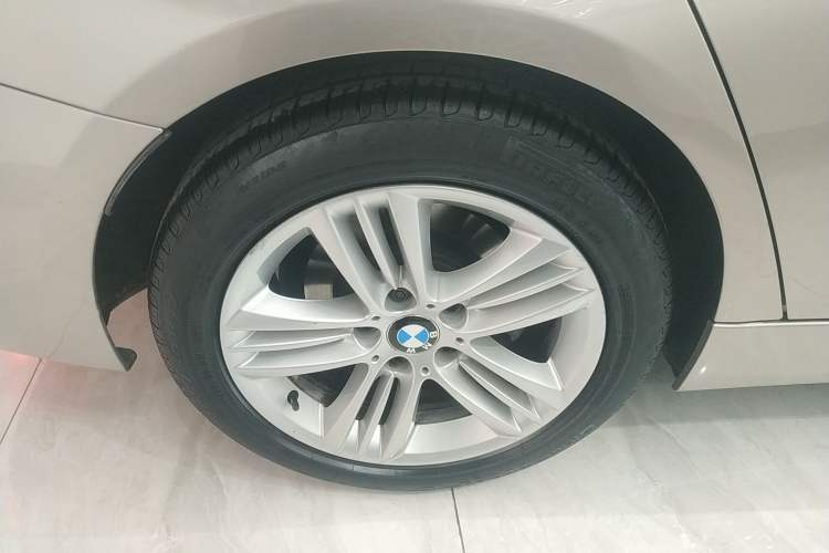 Used BMW 3 Series 2017 320Li Fashion Model
