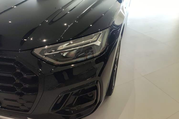 Used Audi Q5L 2022 Updated 45T Luxury Dynamic Version
