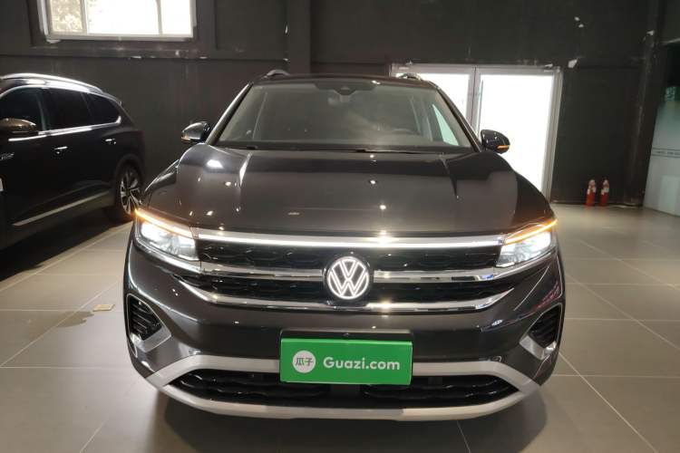 Used Volkswagen Talagon 2023 Facelift 380TSI All-Wheel-Drive Luxury Jiajing Pro 6-Seater
