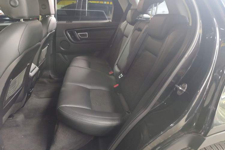 Used Land Rover Discovery Sport 2019 240 PS PURE Edition China VI Standard