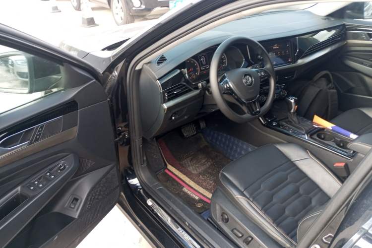 Used Volkswagen Passat 2019 330TSI Elite Edition China VI
