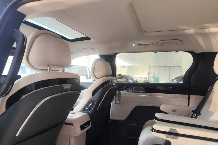 Used BYD Xia 2025 DM-i 1.5T 180km Beyond Edition
