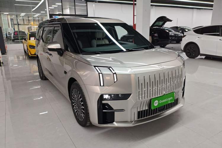 Used Zeekr 009 2022 Revised Model ME Edition
