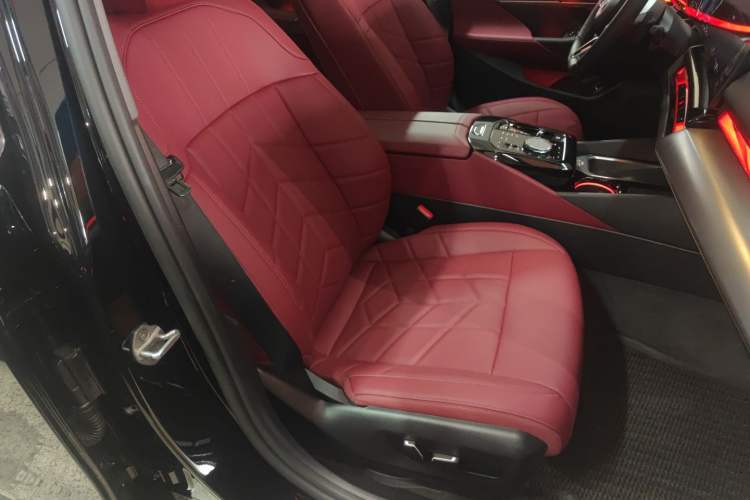 Used BMW 5 Series 2025 525Li M Sport Package
