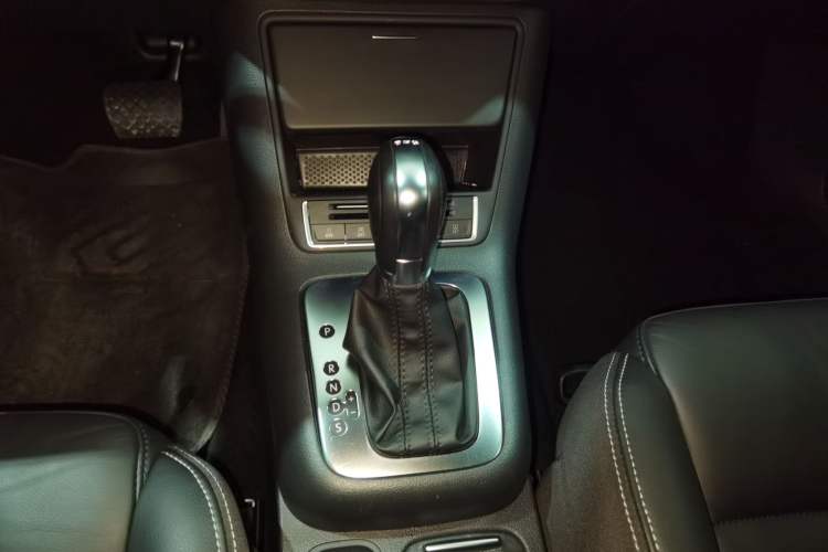 Used Volkswagen Tiguan 2016 280TSI Automatic Two-Wheel Drive Silk Road Comfort Edition