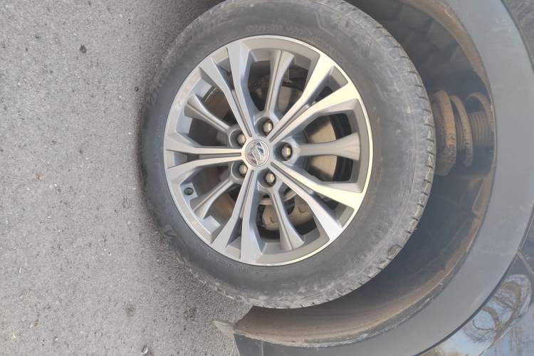 Used Buick Envision 2022 Encore Plus 652T Five-Seat Luxury Model
