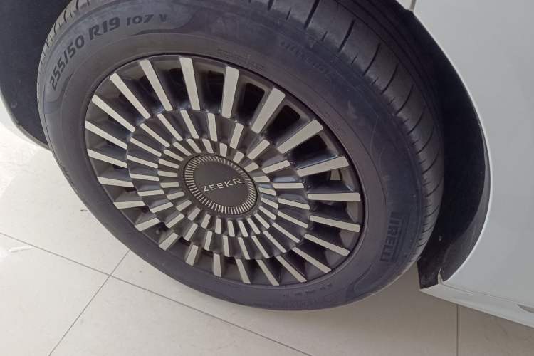 Used Zeekr 009 2024 Six-Seat Executive Version 4WD 108 kWh