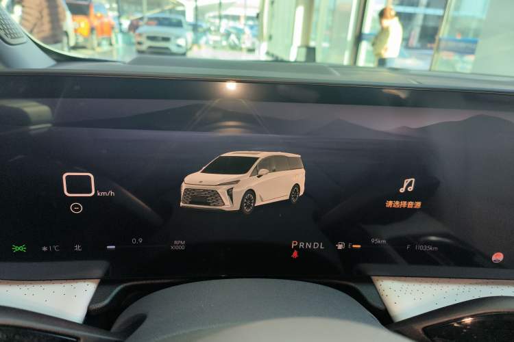 Used Buick GL8 2025 Lu Zun Deluxe Edition