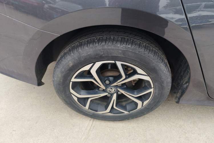 Used MG 5 2021 Revised Version 180 DVVT CVT Youth Luxury Edition