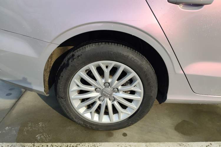 Used Audi A3 2014 Limousine 35 TFSI Automatic Fashion Model
