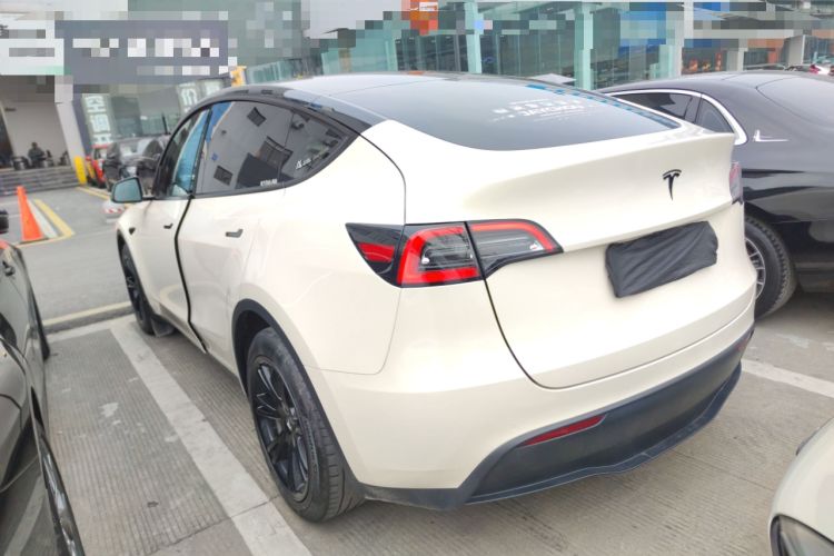 Used Tesla Model Y 2021 Long-Range All-Wheel-Drive Version 3D7