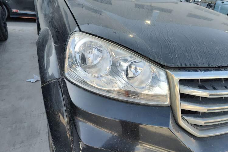 Used Great Wall Wingle 5 2017 2.0T European Version Diesel Two-Wheel Drive Advanced Large Double-Cab GW4D20E
