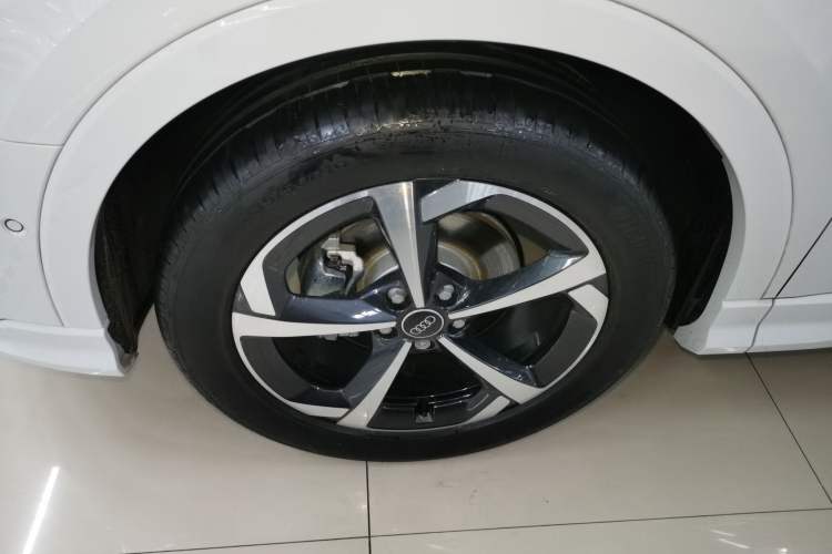 Used Audi Q3 2024 35 TFSI Fashion Dynamic Edition
