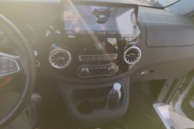 Used Mercedes-Benz Vito 2023 2.0T Business Version 7 Seats
