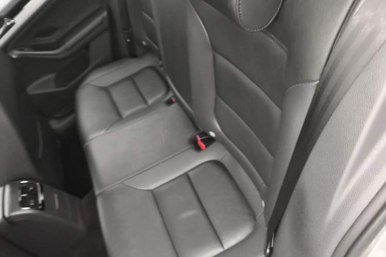 Used Volkswagen Sagitar 2017 230TSI Automatic Comfort Version
