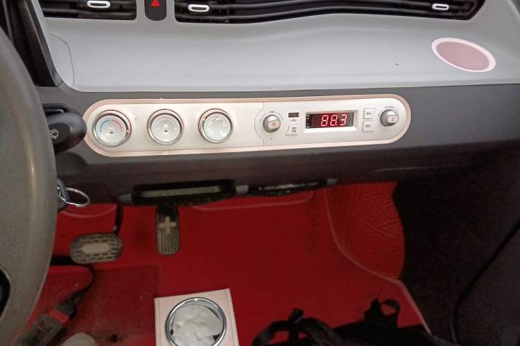 Used Wuling Hongguang MINIEV 2022 Macaron Premium Model – Lithium Iron Phosphate
