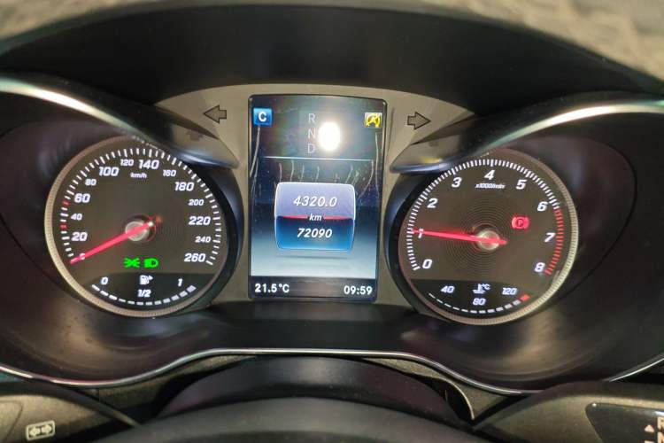 Used Mercedes-Benz GLC Coupe 2017 GLC 200 4MATIC Coupe SUV
