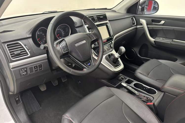 Used Haval H6 2017 Blue Label Sport Edition 1.5T Manual Two-Wheel Drive Elite Model
