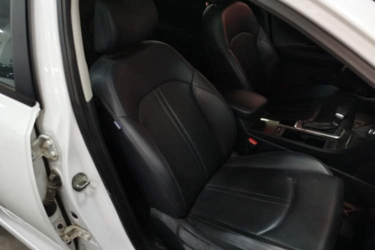 Used Kia K5 2016 2.0L Automatic GLS
