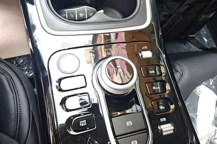 Used BYD Qin PLUS 2021 EV 400KM Leading Comfort Edition
