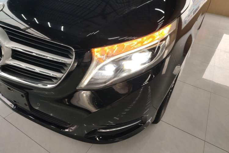 Used Mercedes-Benz V-Class 2018 V 260 L Prestige Extended Version China VI