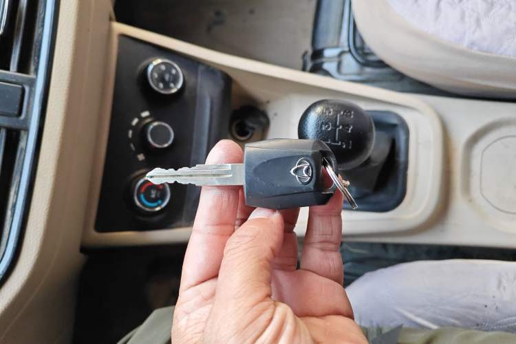 Used Kuayue Kuayue Xing V3 2022 1.5L Gasoline Standard Version 5-Seater Minivan JL473QH