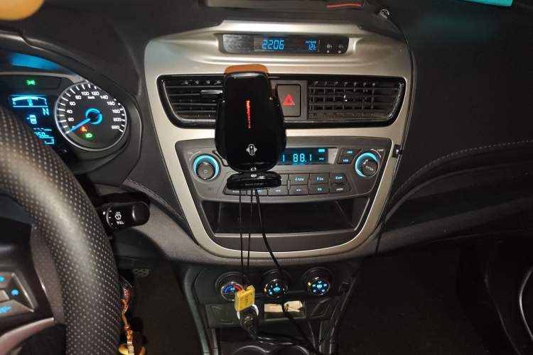 Used FAW Yingzhi G5 2016 1.5L CVT Elite Edition
