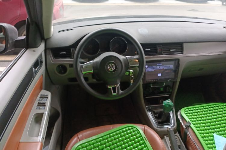 Used Volkswagen Bora 2013 1.6L Manual Fashion Edition
