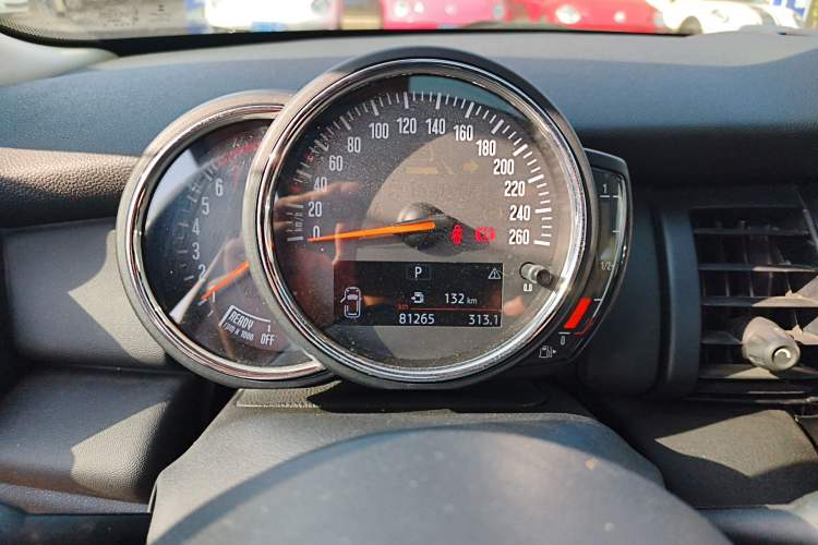 Used  MINI 2016 1.2T ONE Pioneer Edition
