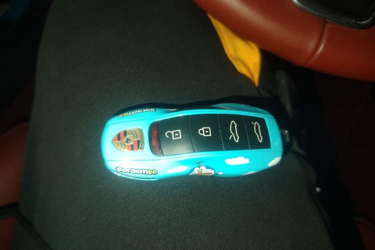 Used Porsche 718 2020 Cayman 2.0T
