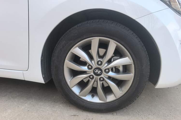 Used Hyundai Elantra (5th Generation / Langdong) 2013 1.6L Automatic Leading Model
