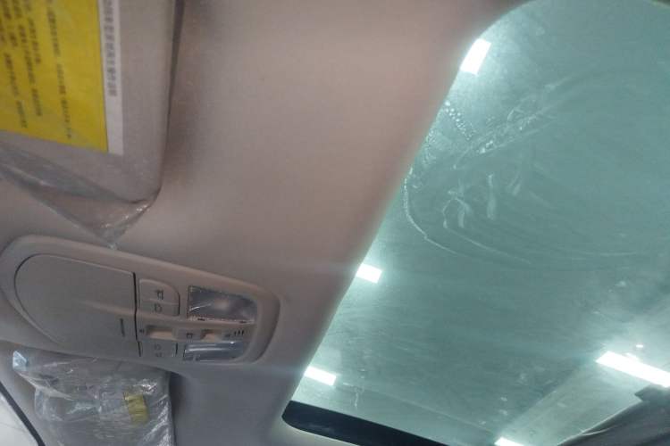 Used SAIC MAXUS G20 2021 Facelifted PLUS 2.0T Diesel Automatic Luxury Edition
