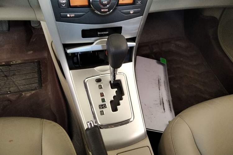 Used Toyota Corolla 2013 Special Edition 1.8L CVT ZhiKu GL-i
