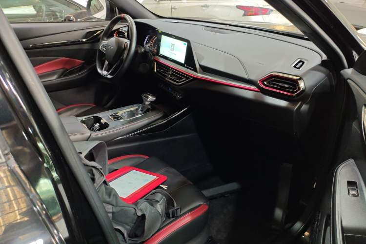 Used Oshan X5 2022 1.5T DCT Tiger Roar Limited Edition
