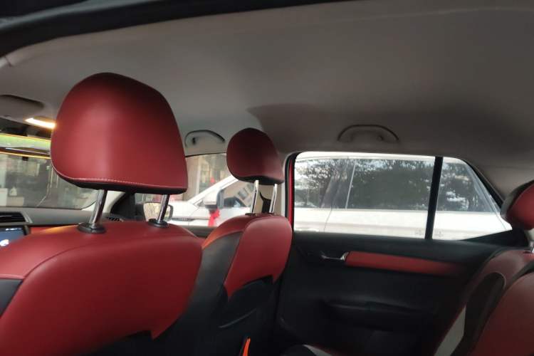 Used Skoda Fabia 2015 1.6L Automatic Sport Edition
