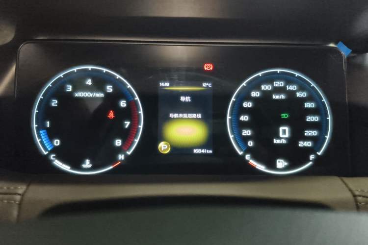 Used Geely Auto Haoyue 2022 1.8TD Automatic Prestige 7-Seater
