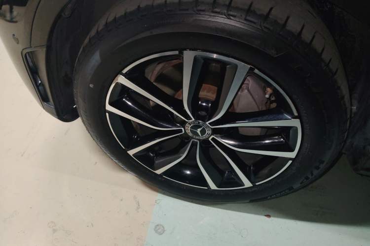 Used Mercedes-Benz GLC 2020 Facelift GLC 300 L 4MATIC Dynamic Edition