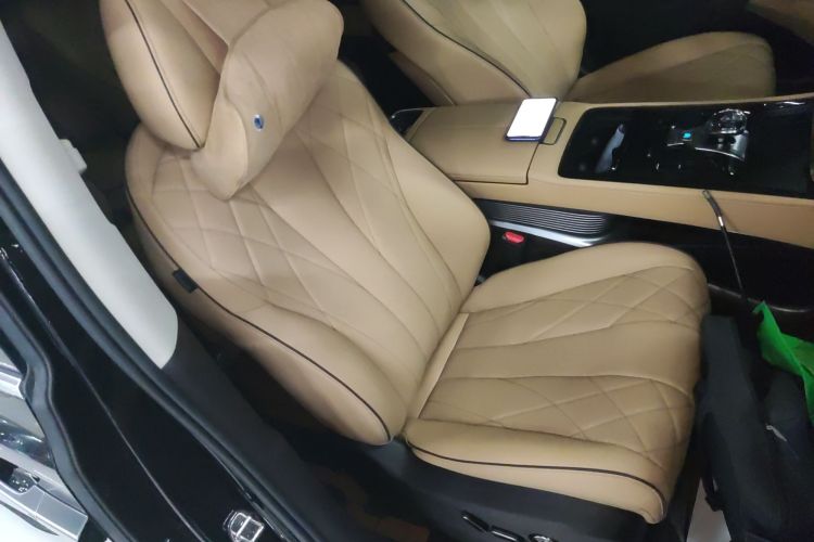 Used Denza D9 2024 DM-i 1050 Luxury Model