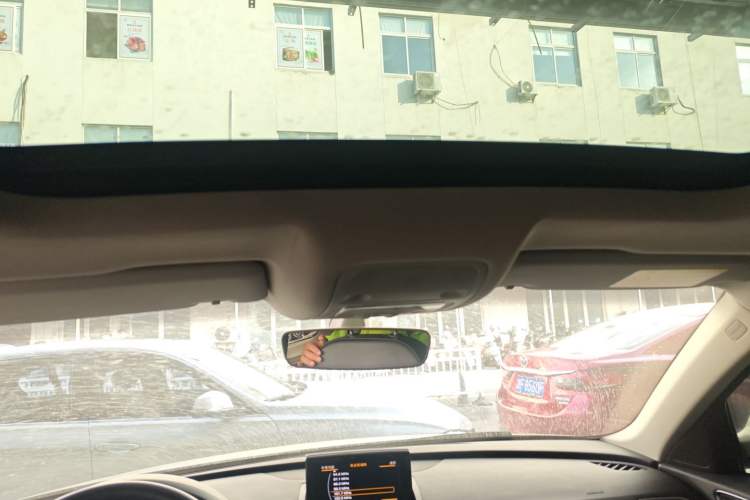 Used Audi Q3 2016 40 TFSI quattro all-wheel-drive sport model
