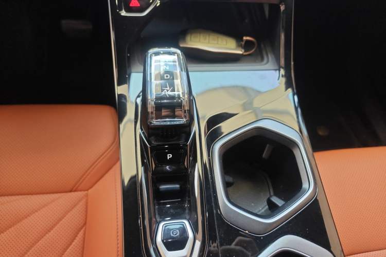 Used Geely Auto FX11 2023 1.5TD DCT Prestige Edition