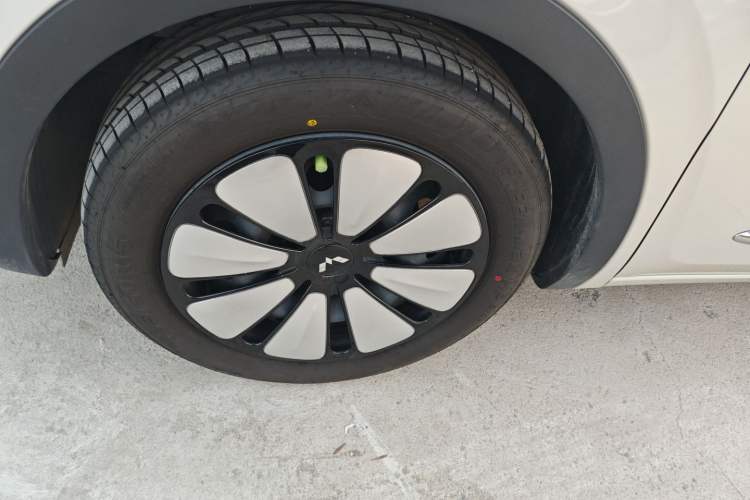 Used Wuling Bingo 2024 333 km Enjoyment Version
