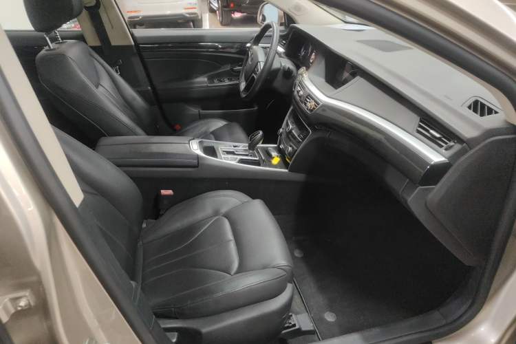 Used Geely Auto Emgrand GT 2016 2.4L Comfort Version
