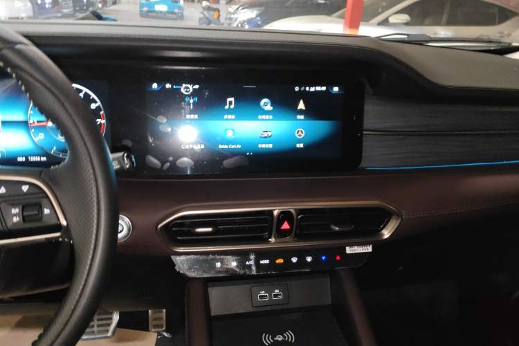 Used JETOUR X90 PLUS 2024 1.6TD DCT Villa PRO 5-Seater
