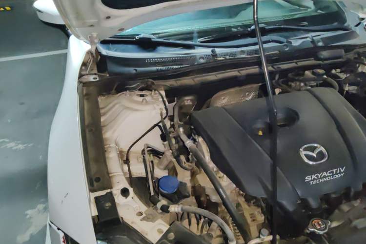 Used Mazda CX-4 2016 2.0L Automatic 2WD Blue Sky Luxury Edition
